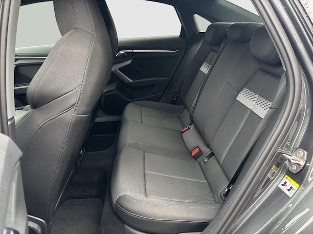 Audi A3 30 TFSI S-Line S-Tronic Sedan