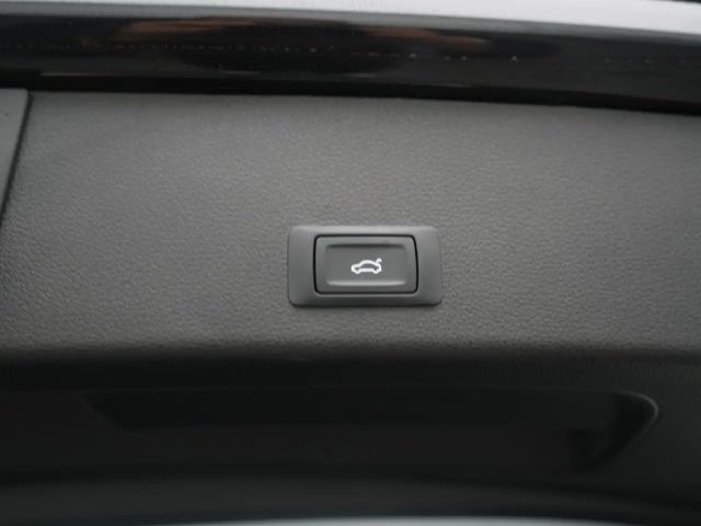 Audi Q8 e-tron PANO MATRIX B&O AHK LUFT ACC LEDER