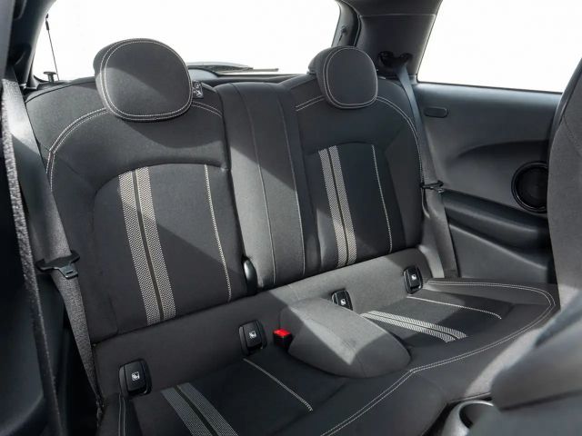 MINI Cooper John Cooper Works