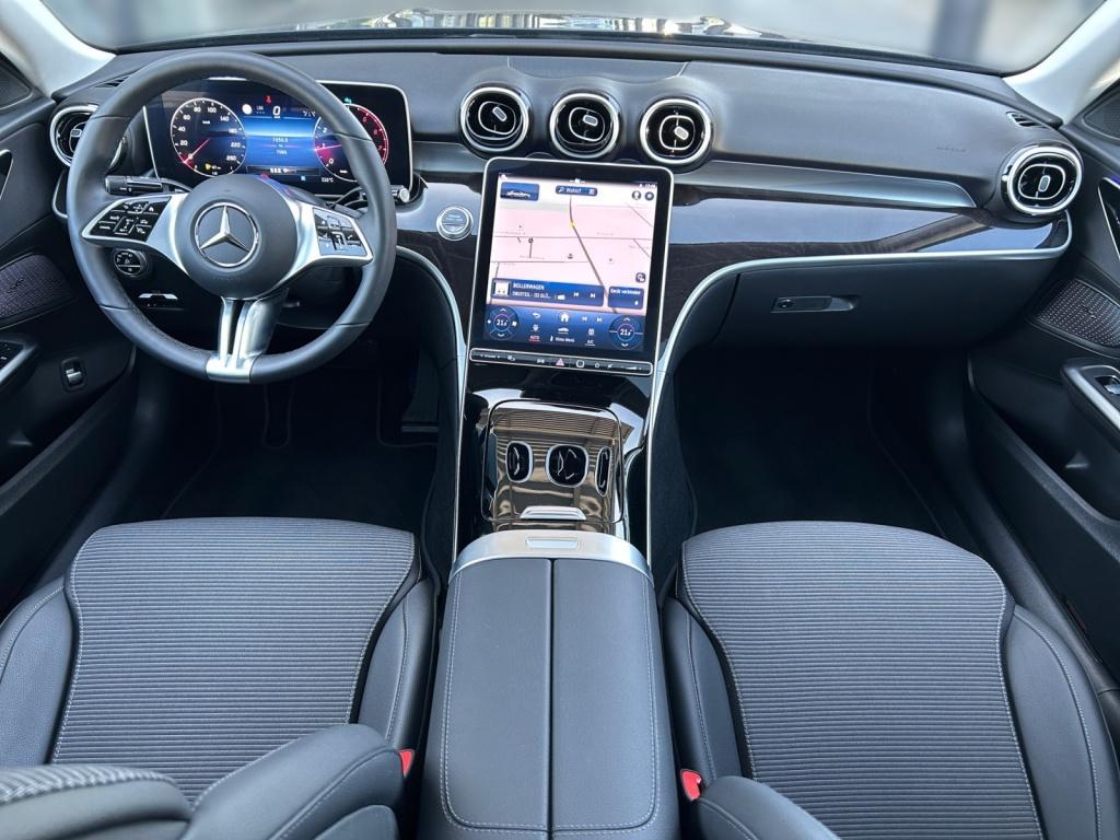 Mercedes-Benz C 180 AVANTGARDE Sedan