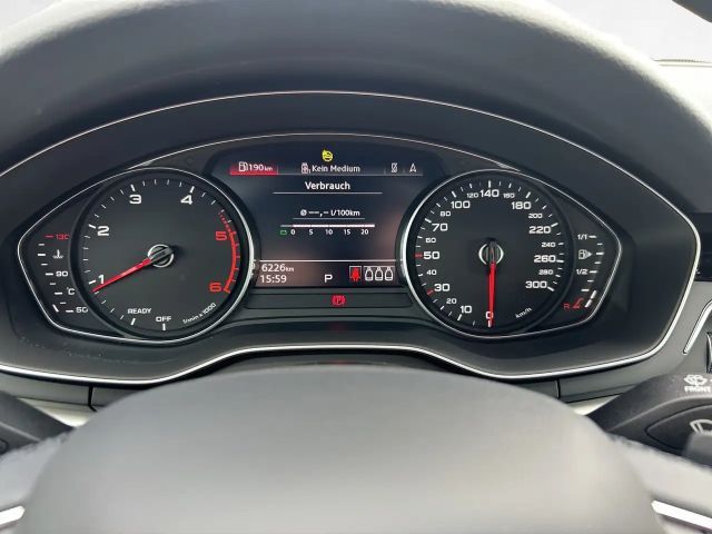 Audi A4 30 TDI S-Tronic Sedan