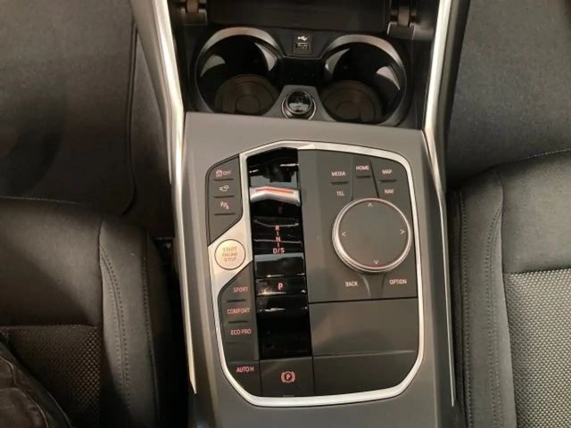 BMW 320 320d Touring xDrive