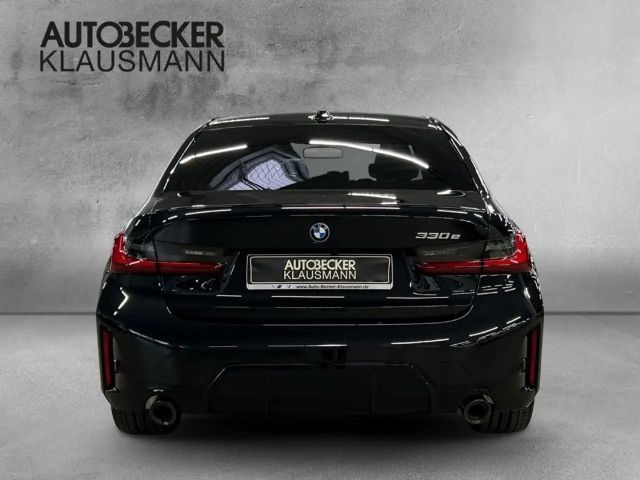 BMW 330 330e M-Sport Sedan