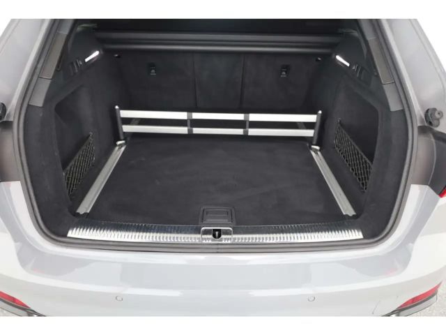 Audi RS4 Avant Quattro