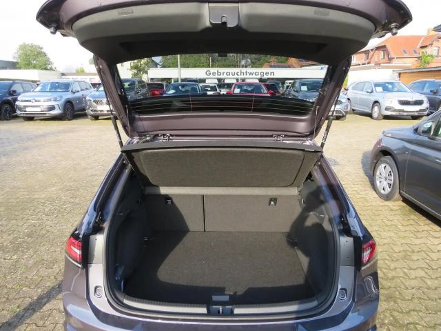 Volkswagen Taigo 1.0 TSI DSG R-Line