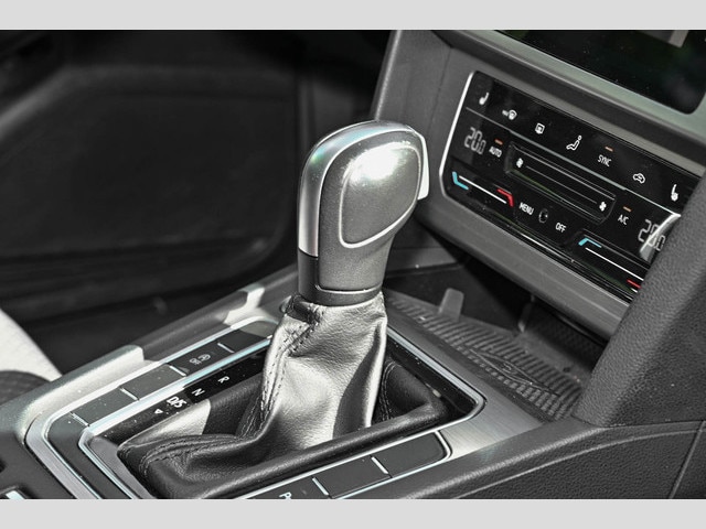 Volkswagen Passat 1.5 TSI DSG Variant