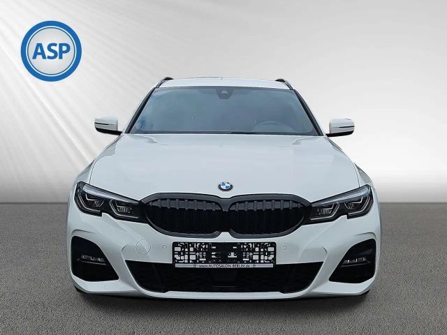 BMW 330 330d M-Sport Touring