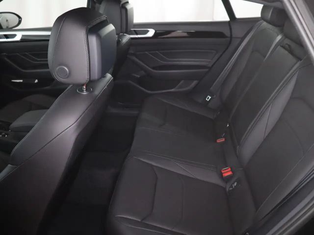 Volkswagen Arteon DSG IQ.Drive