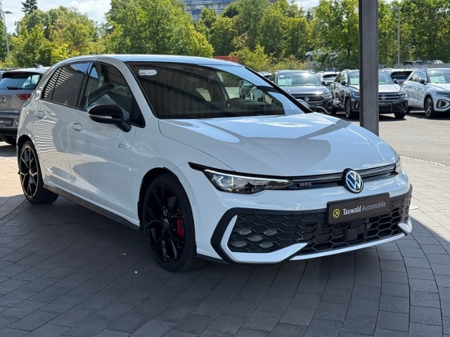 Volkswagen Golf DSG Golf VIII IQ.Drive Style