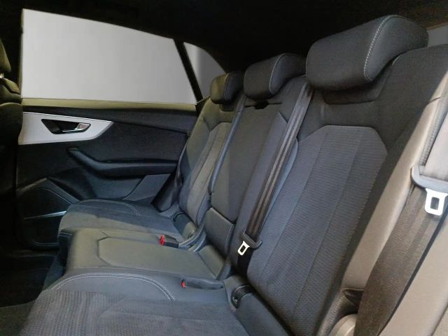 Audi Q8 45 TDI Quattro S-Line