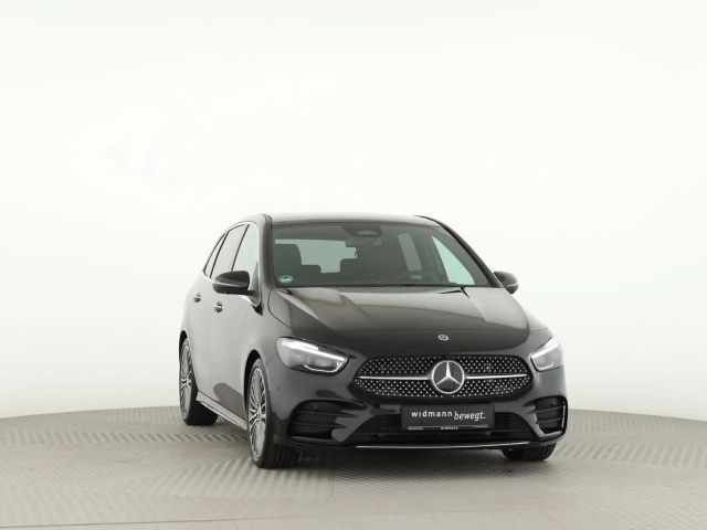 Mercedes-Benz B 220 AMG Line B 220 d