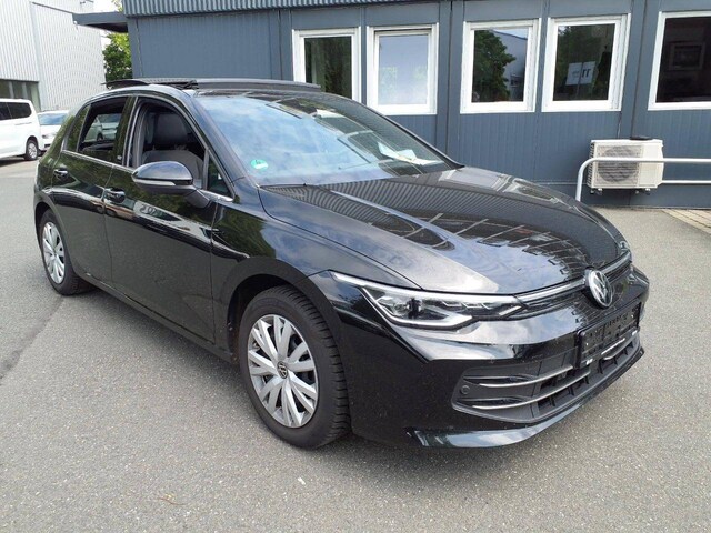 Volkswagen Golf 1.5 eTSI DSG