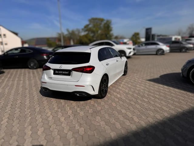 Mercedes-Benz A 200 AMG Line