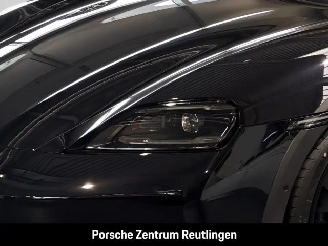 Porsche Taycan 4 Cross Turismo