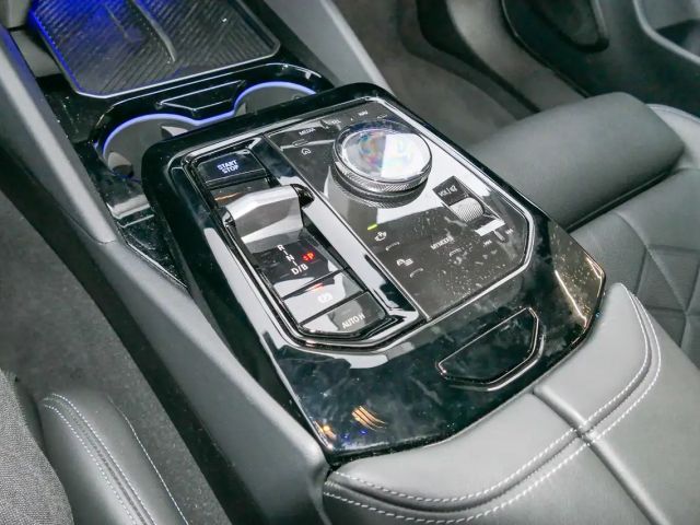 BMW i5 M-Sport Sedan