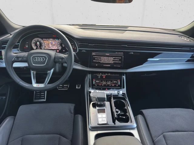Audi Q8 55 TFSI Hybride Quattro