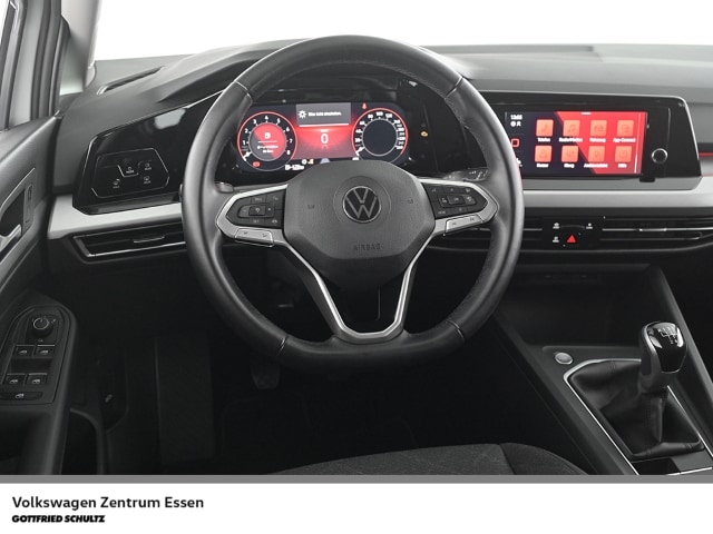 Volkswagen Golf Life Variant