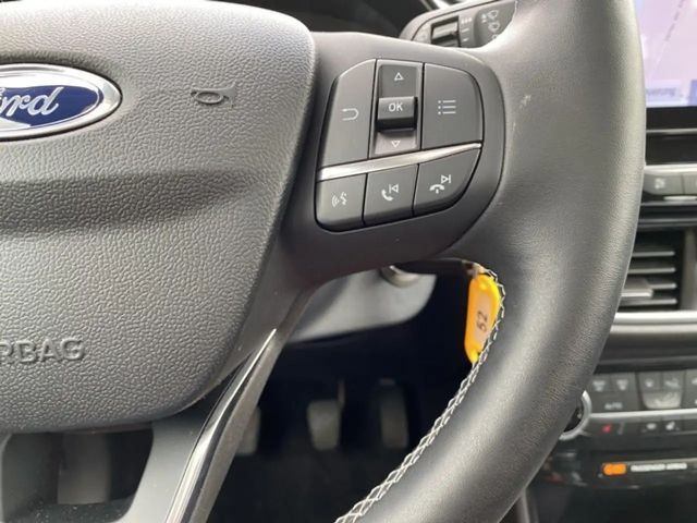 Ford Puma EcoBoost Titanium