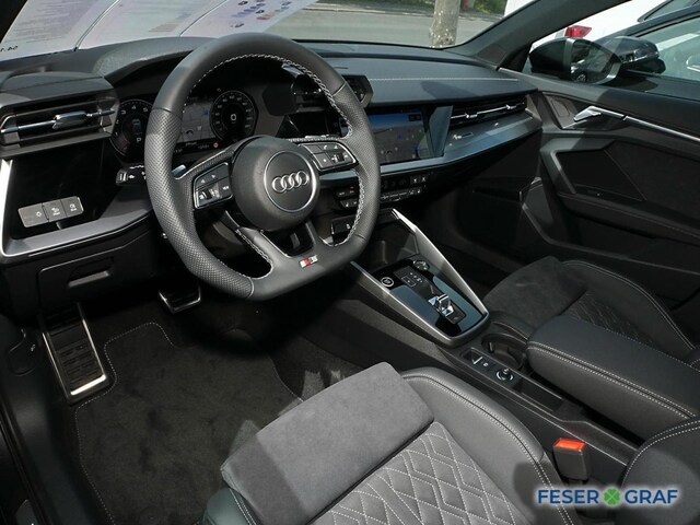 Audi A3 35 TFSI S-Line S-Tronic Sedan