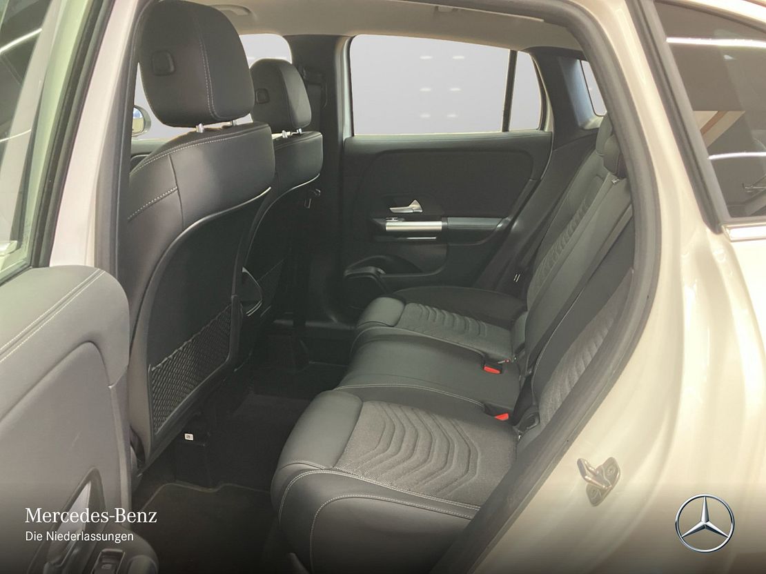 Mercedes-Benz GLA 180 Progressive