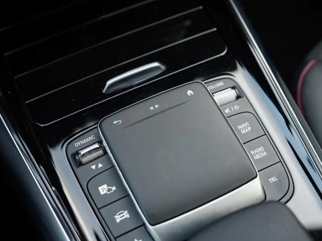 Mercedes-Benz GLA 250 AMG Line