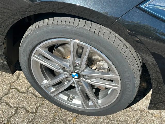 BMW 118 118i M-Sport Sedan