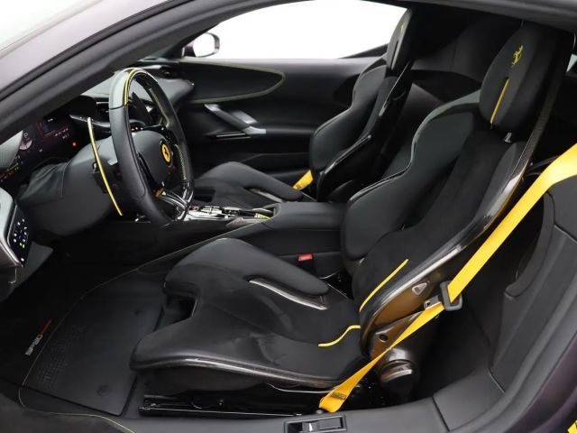 Ferrari SF90 Stradale