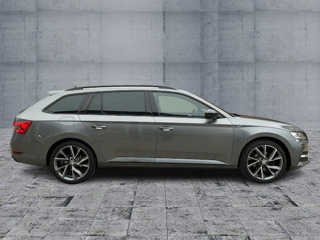Skoda Superb 2.0 TDI Combi Sportline