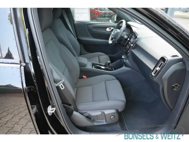 Volvo XC40 Core Recharge