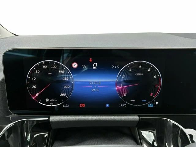 Mercedes-Benz GLA 180 W-Paket KAM PDC SpurH Navi AUT Virtual