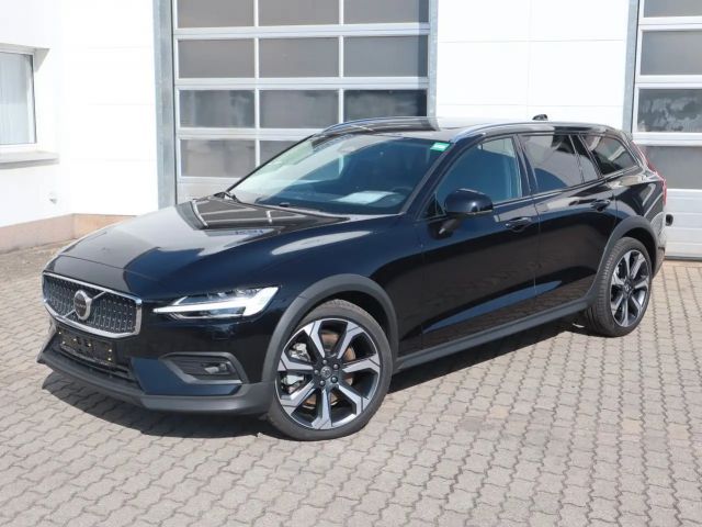 Volvo V60 Cross Country AWD Ultimate