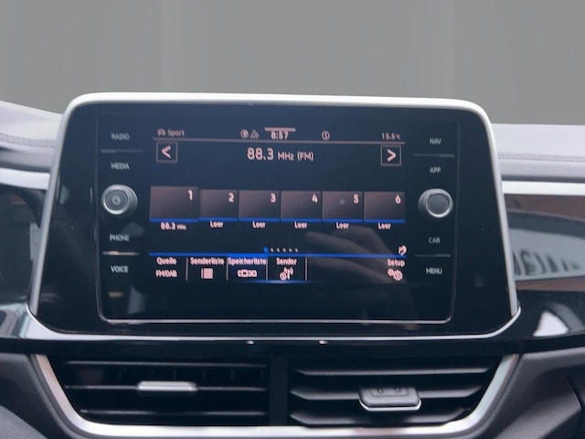 Volkswagen T-Roc 1.5 TSI DSG R-Line