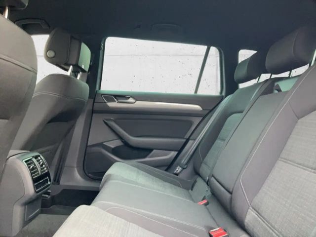 Volkswagen Passat 1.5 TSI Business