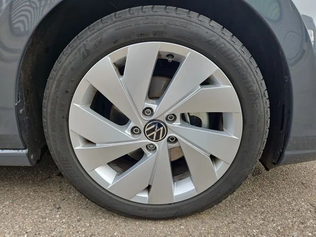 Volkswagen Golf 2.0 TDI DSG Golf VIII Style