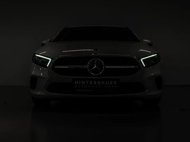 Mercedes-Benz A 180 A 180 d Style