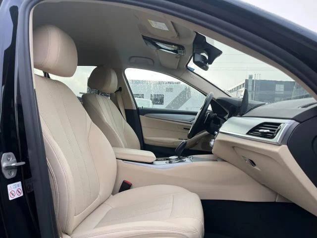 BMW 530 530e Touring xDrive