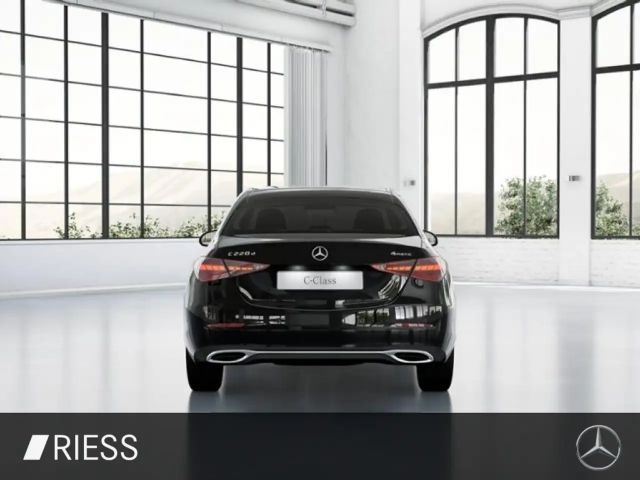 Mercedes-Benz C 220 4MATIC C 220 d Sedan