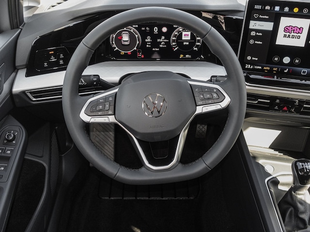 Volkswagen Golf 1.5 TSI