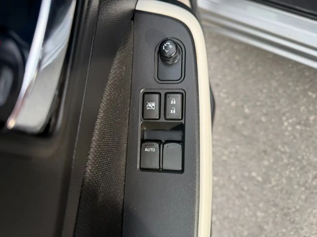 Suzuki Swift DualJet Hybrid Shine