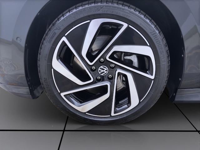 Volkswagen ID.7 IQ.Drive Pro Tourer