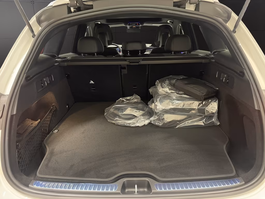 Mercedes-Benz GLC 300 4MATIC AMG Line