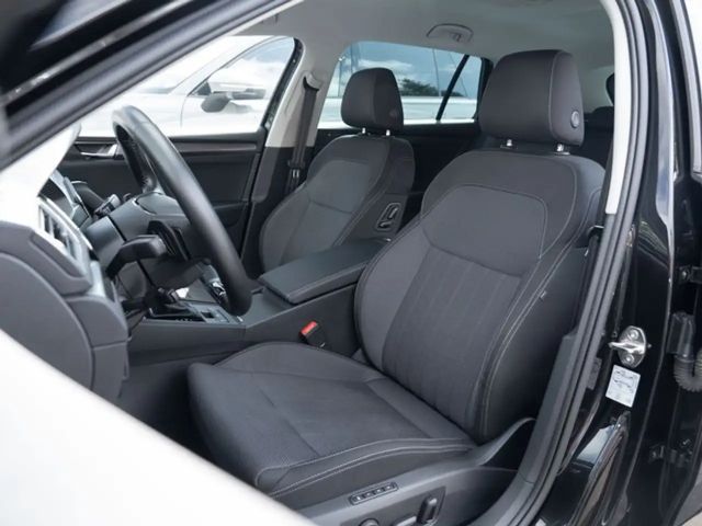 Skoda Superb 2.0 TDI Combi Style Style