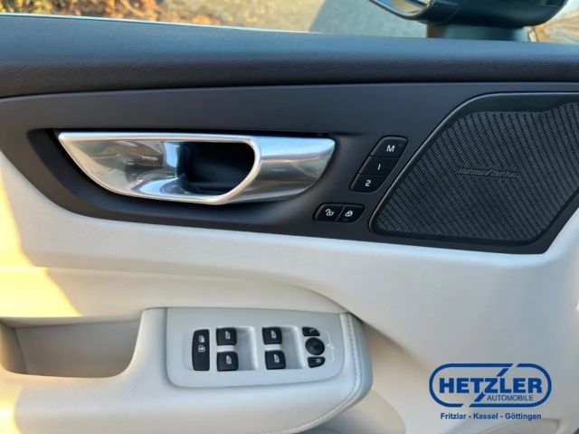 Volvo XC60 AWD Bright Ultimate