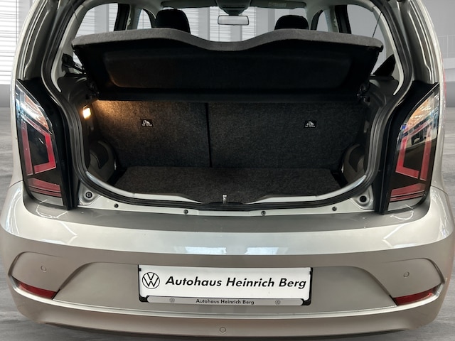 Volkswagen up! Move Move up! Style