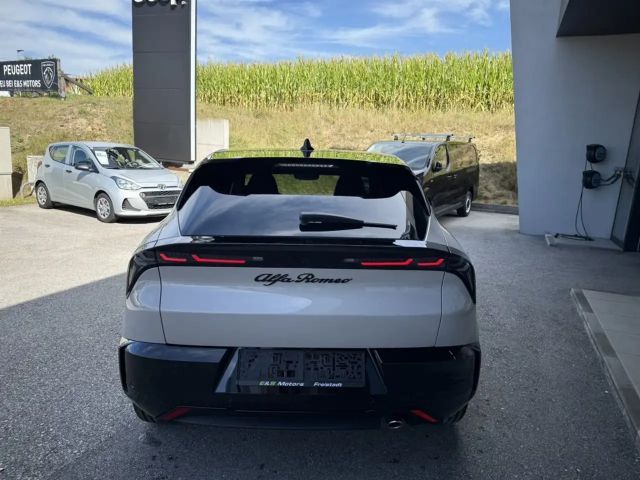 Alfa Romeo Junior Ibrida