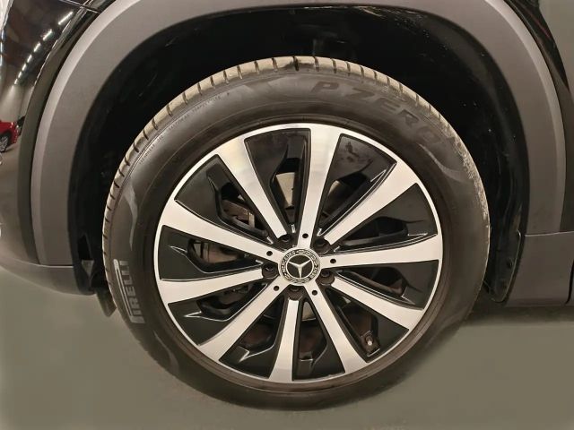 Mercedes-Benz GLB 200 4MATIC GLB 200 d