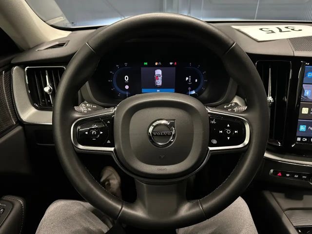 Volvo XC60 AWD Business Dark Plus