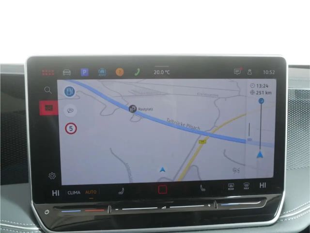 Volkswagen Passat 1.5 eTSI Business DSG