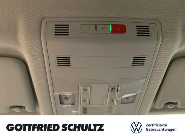 Volkswagen T-Roc GOAL TSI NAVI SITZHEIZUNG EINPARKHILFE LED