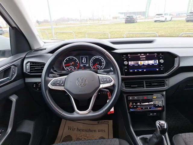 Volkswagen T-Cross Life